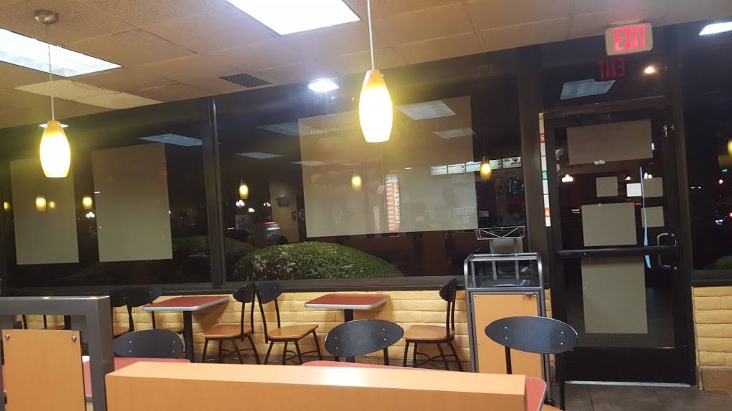 Jack in the Box | restaurant | 595 W Olive Ave, Merced, CA 95348, USA | 2097232443 OR +1 209-723-2443