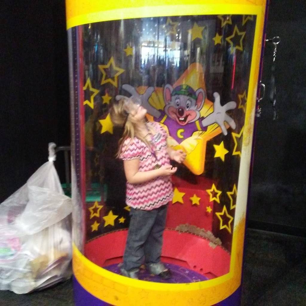 Chuck E. Cheese | restaurant | 5 Towne Centre Way, Hampton, VA 23666, USA | 7578279150 OR +1 757-827-9150