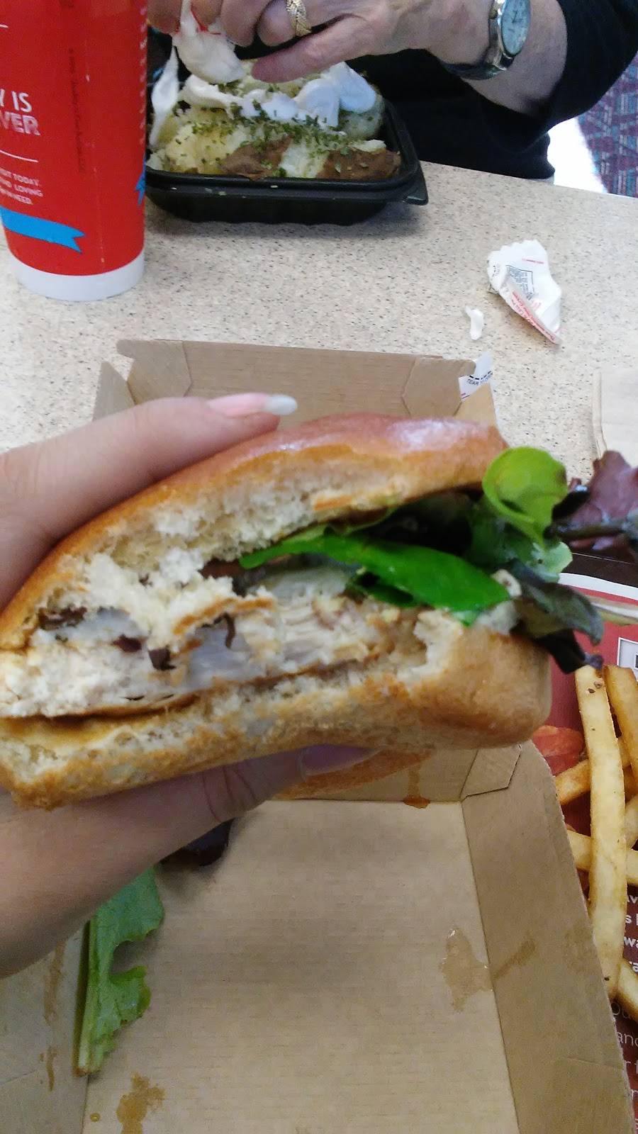 Wendys | restaurant | 8480 Grahamville Rd, Ridgeland, SC 29936, USA | 8436452306 OR +1 843-645-2306