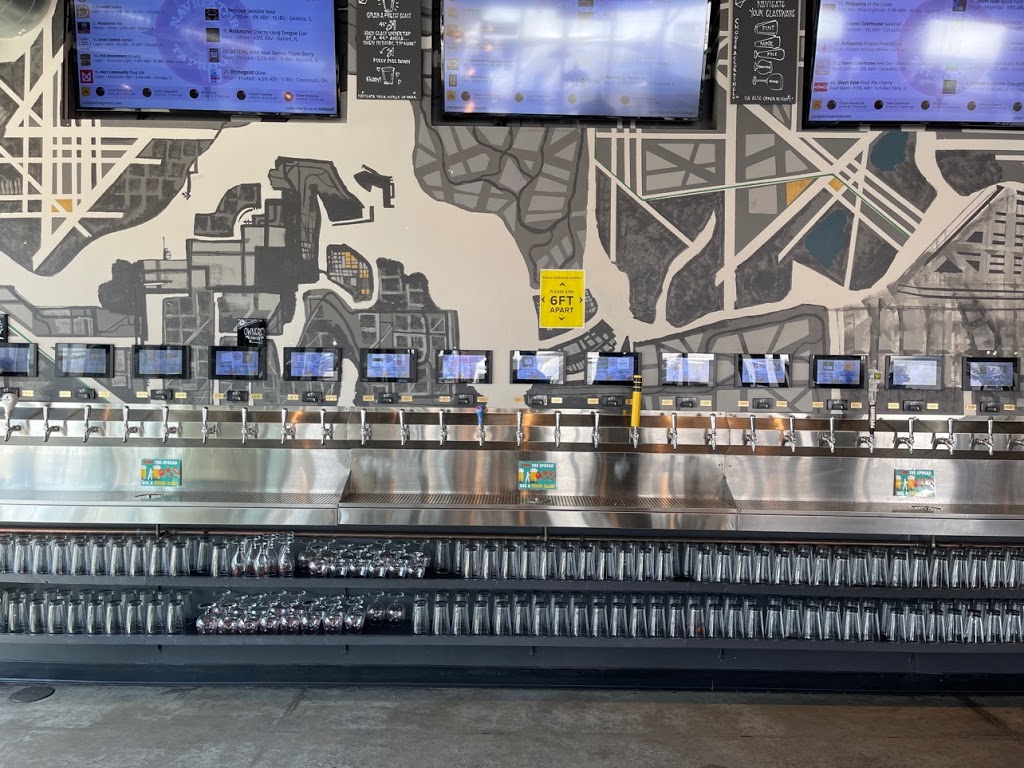 Navigator Taproom | restaurant | 2211 N Milwaukee Ave #100, Chicago, IL 60647, USA | 7736879135 OR +1 773-687-9135