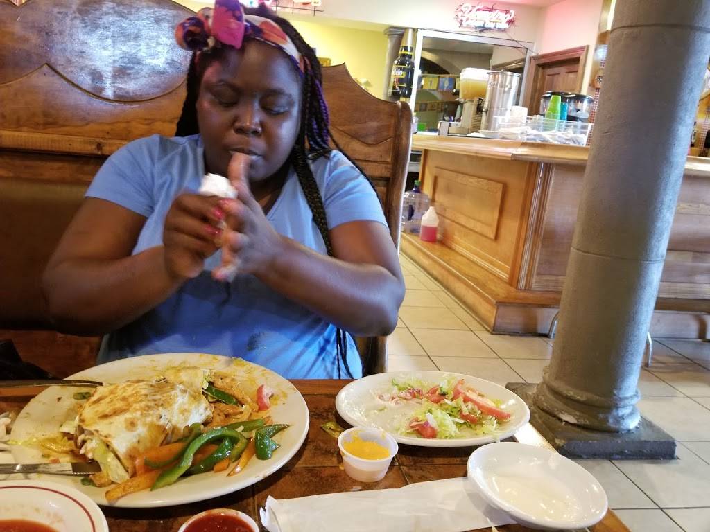 La Esmeralda Bakeri | restaurant | 6093 Fairburn Rd, Douglasville, GA 30134, USA | 7705721626 OR +1 770-572-1626