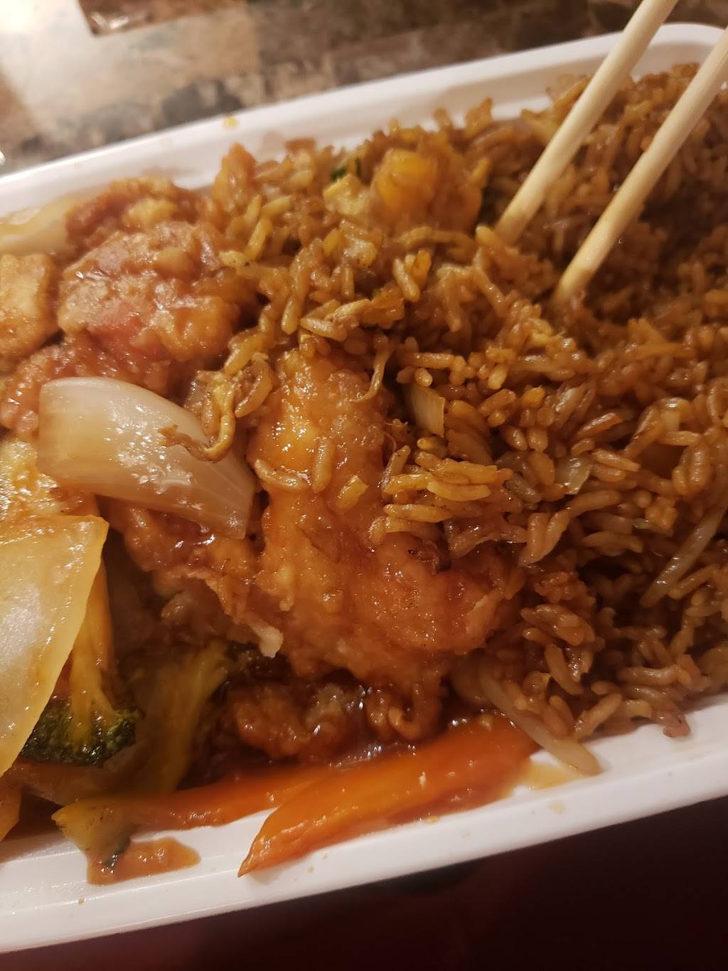 Golden Dragon | restaurant | 2459 W Madison St, Chicago, IL 60612, USA | 3129294839 OR +1 312-929-4839