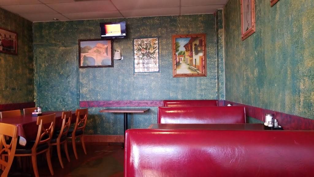 Plato Loco Restaurant | restaurant | 2520 Ovilla Rd # 500, Red Oak, TX 75154, USA | 9726174554 OR +1 972-617-4554