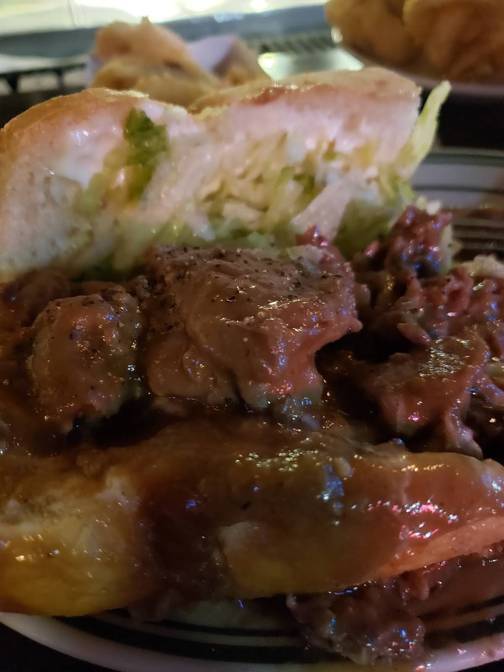 Georges | restaurant | 2943 Perkins Rd, Baton Rouge, LA 70808, USA | 2253432363 OR +1 225-343-2363