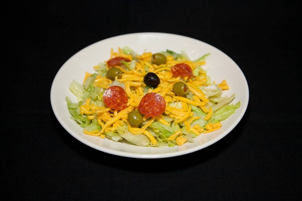 Magoos Pizza, Pasta, & More | restaurant | 1816 E High Ave, New Philadelphia, OH 44663, USA | 3303651466 OR +1 330-365-1466