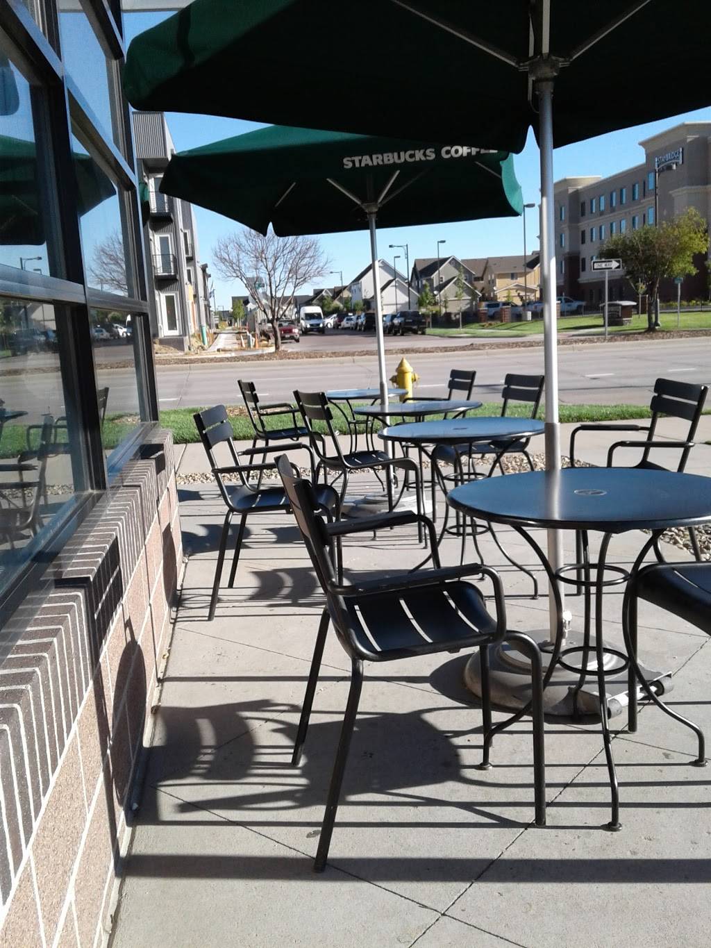 Starbucks | cafe | 7990 E 49th Ave, Denver, CO 80207, USA | 3033711503 OR +1 303-371-1503