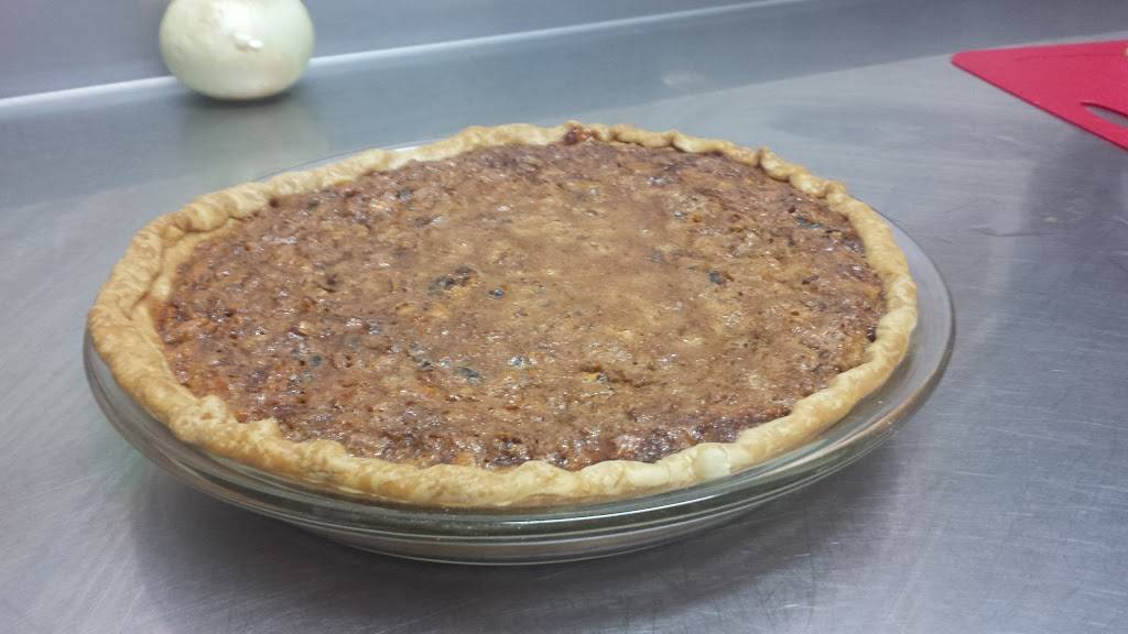 The Fly Inn | restaurant | 9596 626 10th St, Plainwell, MI 49080, USA | 2696851554 OR +1 269-685-1554