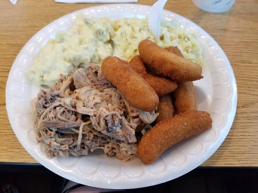 Smithfields Chicken N Bar-B-Q | restaurant | 4101 Fernhurst Way, Greensboro, NC 27406, USA | 3362742087 OR +1 336-274-2087