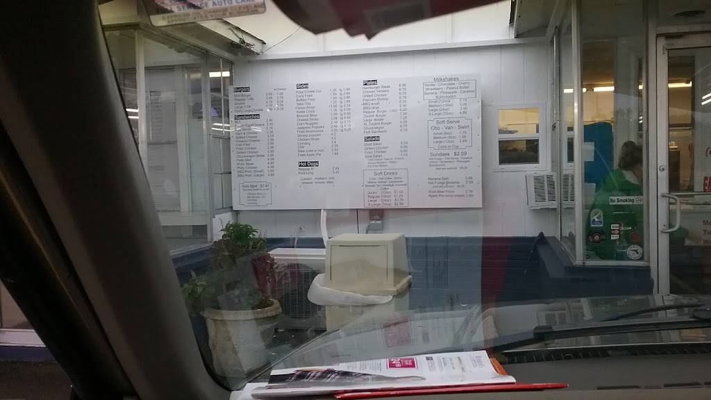 Shake Shack | restaurant | 3460 Waterlevel Hwy, Cleveland, TN 37323, USA | 4234722200 OR +1 423-472-2200