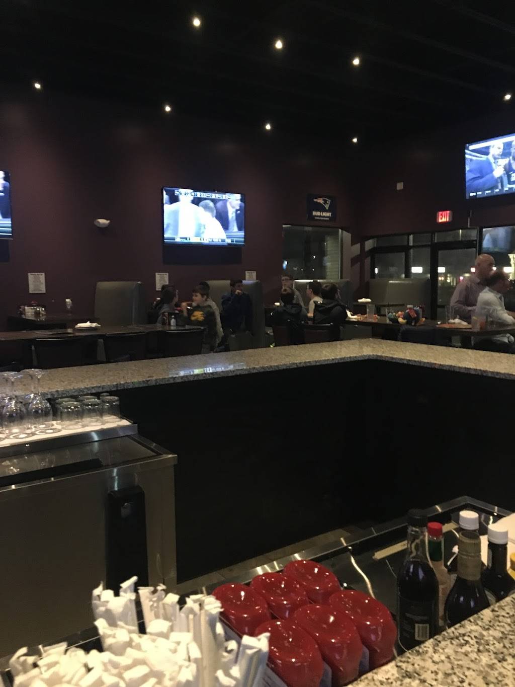 Rock N’ Coal Pizza | restaurant | 1 Milliston Rd, Millis, MA 02054, USA | 5083764000 OR +1 508-376-4000