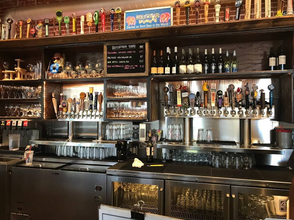 Burgers and Brew | restaurant | 1409 R St #105, Sacramento, CA 95811, USA | 9164420900 OR +1 916-442-0900