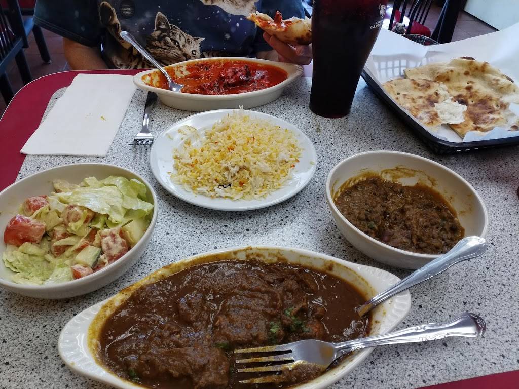 Wraps N Curry | restaurant | 4221 W Bell Rd #111, Phoenix, AZ 85053, USA | 6028661907 OR +1 602-866-1907