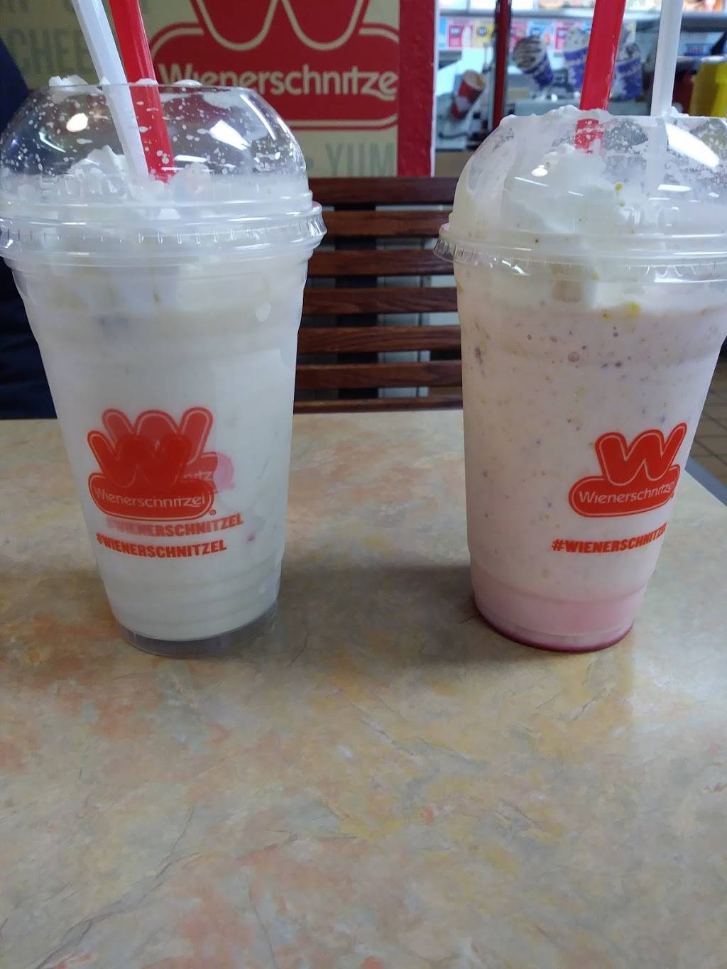 Wienerschnitzel | restaurant | 5441 Sunrise, Citrus Heights, CA 95610, USA | 9169656679 OR +1 916-965-6679