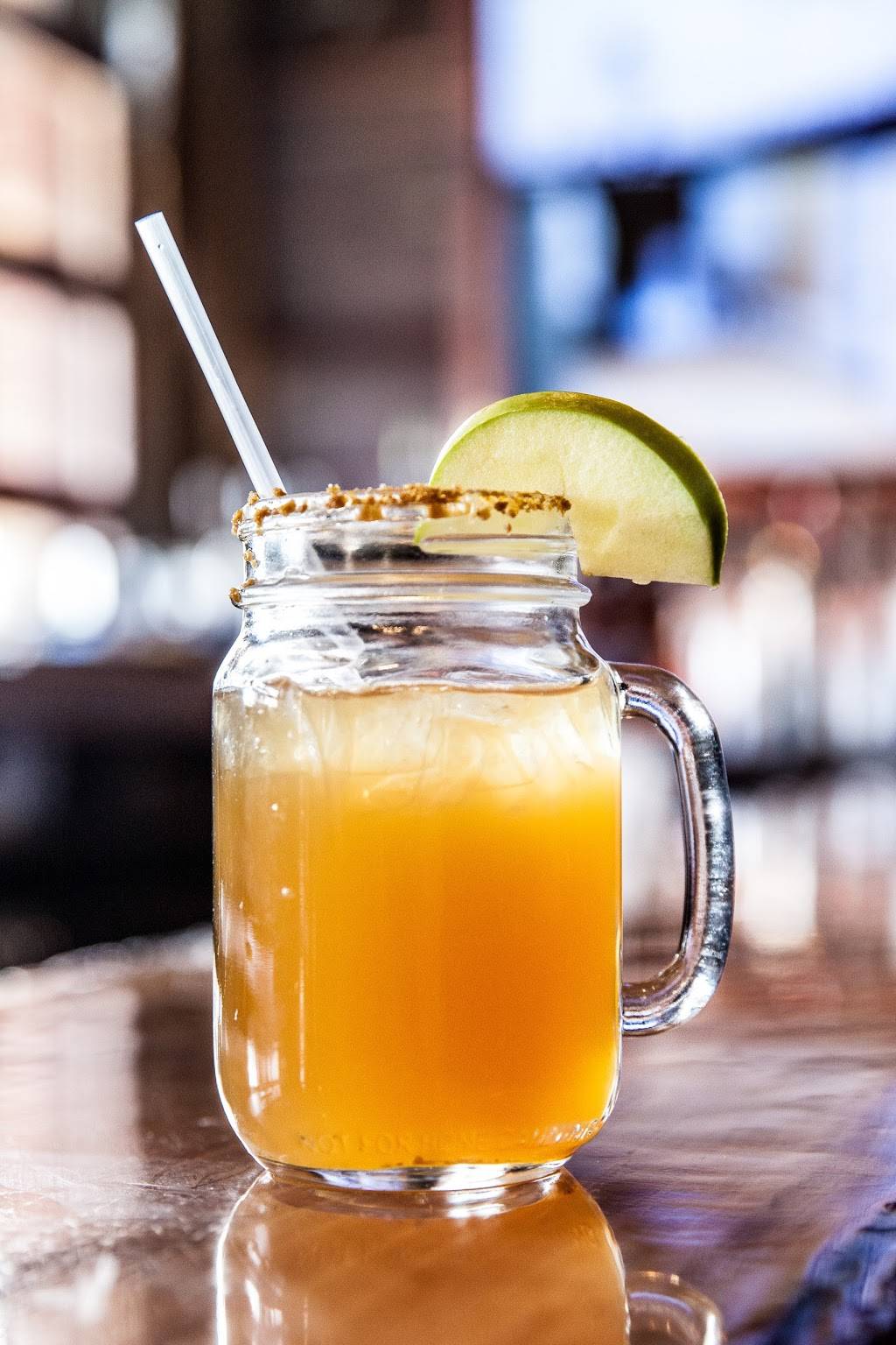 House of Que | restaurant | 340 Sinatra Dr, Hoboken, NJ 07030, USA | 2017068755 OR +1 201-706-8755