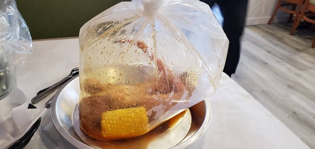 Red Crab 1 | restaurant | 115 City Ave, Bala Cynwyd, PA 19004, USA | 6106606156 OR +1 610-660-6156