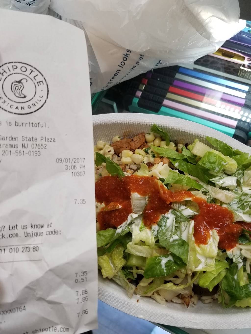 Chipotle Mexican Grill | restaurant | 1 Garden State Plz Routes 4 & 17, Paramus, NJ 07652, USA | 2015610193 OR +1 201-561-0193