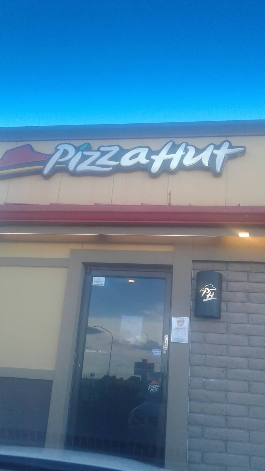Pizza Hut | meal takeaway | 1492 N Main St, Las Cruces, NM 88001, USA | 5755240953 OR +1 575-524-0953