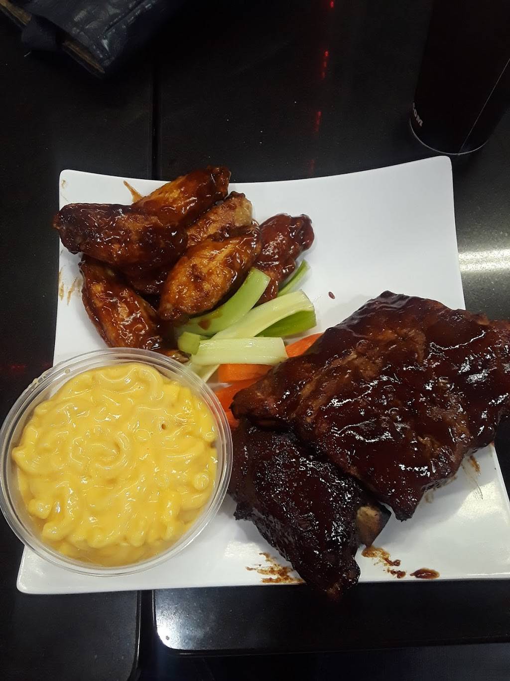 Wings Empire | restaurant | 4737 Federal Blvd, San Diego, CA 92102, USA | 6192551697 OR +1 619-255-1697