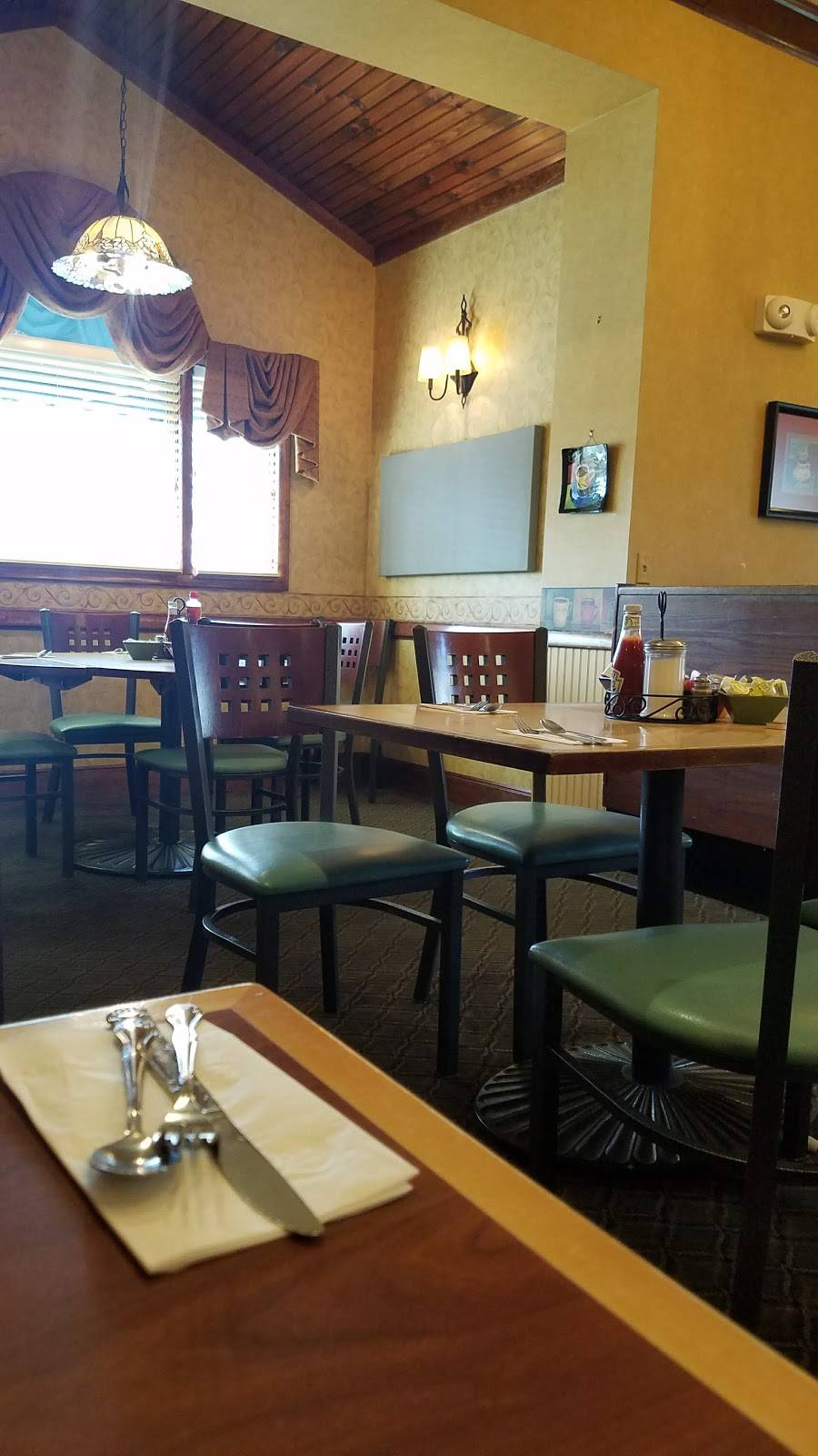 English Muffin | restaurant | 1989 Plainfield Pike, Johnston, RI 02919, USA | 4019436100 OR +1 401-943-6100