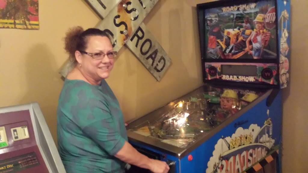 Pizza Royal | restaurant | 5723 Lake Ave, St Joseph, MO 64504, USA | 8162384655 OR +1 816-238-4655