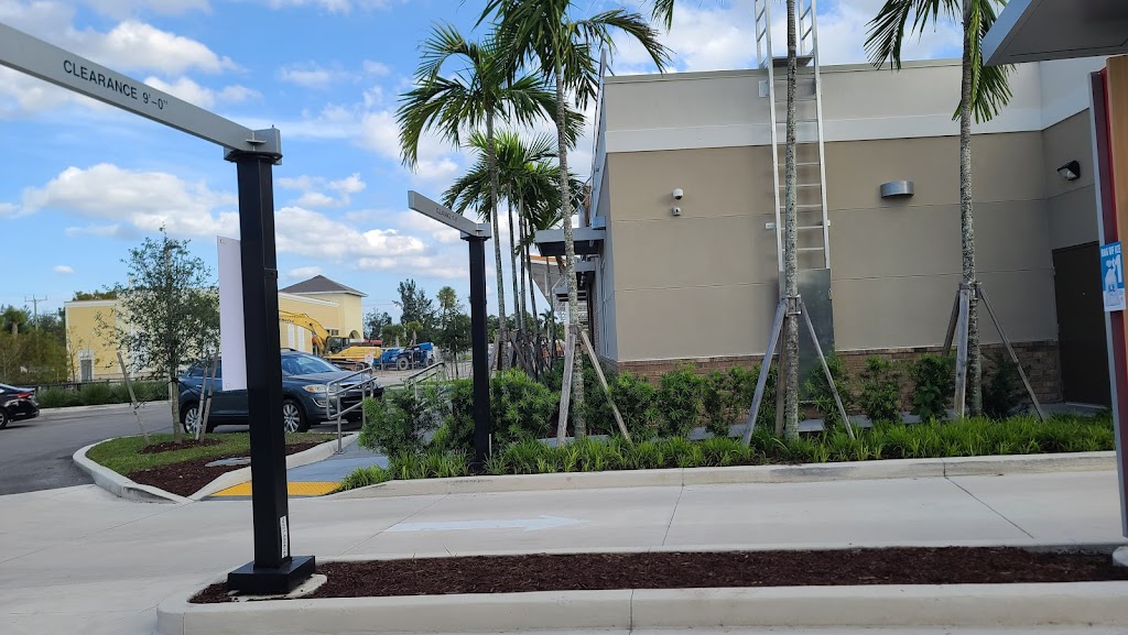 Burger King | restaurant | 8133 Southern Blvd, West Palm Beach, FL 33411, USA | 7723075330 OR +1 772-307-5330