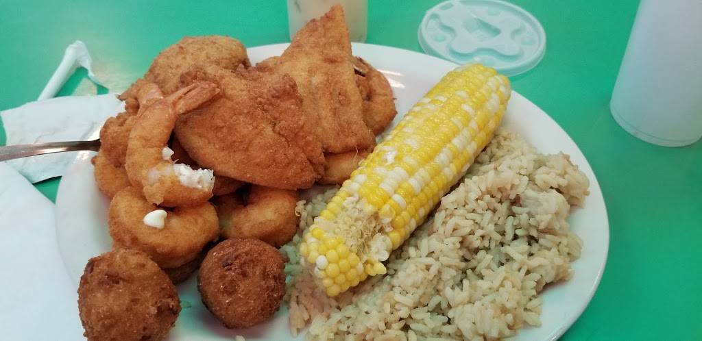 Jolly Roger Market & Grill | restaurant | 716 Industrial Blvd, Ellijay, GA 30540, USA | 7062762090 OR +1 706-276-2090