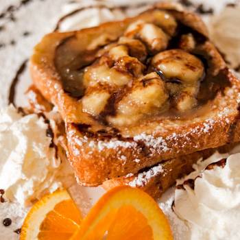 Blue Moon Grill | restaurant | 955 Main St, Wakefield, MA 01880, USA | 7812454470 OR +1 781-245-4470