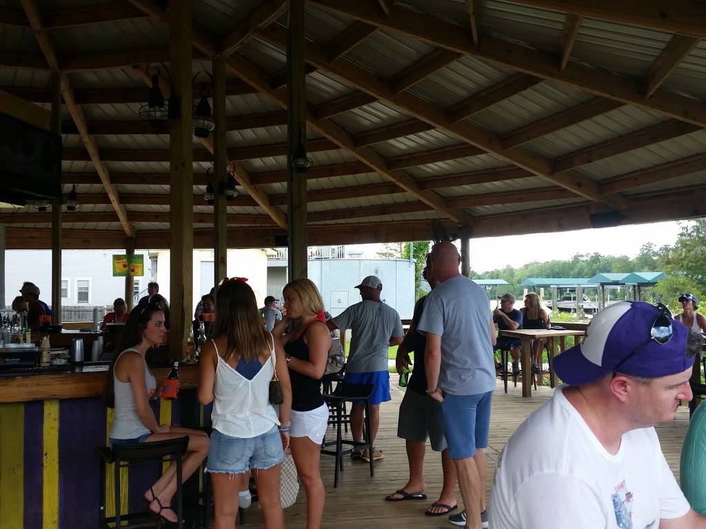 Lagniappe Steak & Seafood | restaurant | 11182-10A Home Port Dr, St Amant, LA 70774, USA | 2256750702 OR +1 225-675-0702