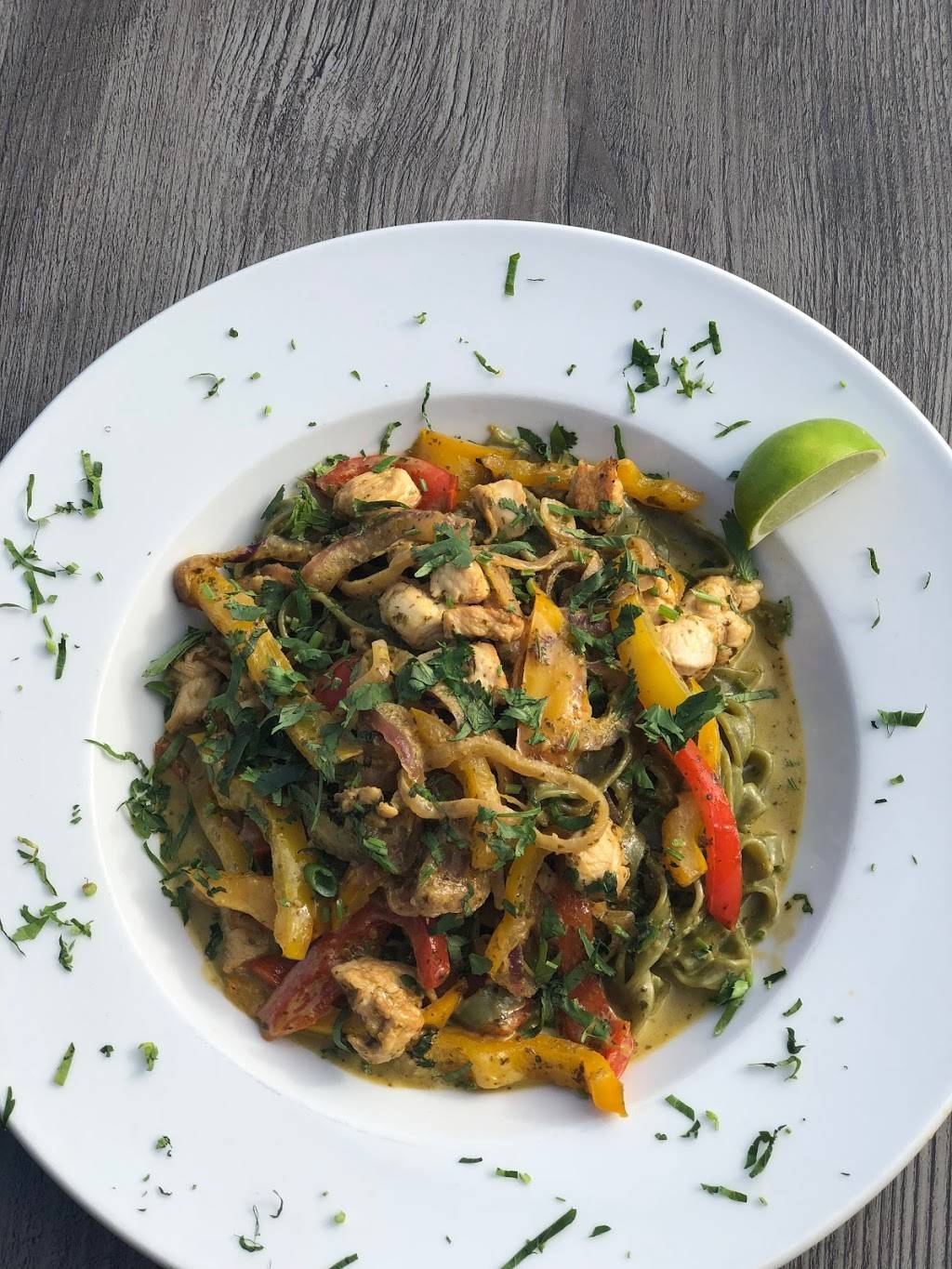 Pizza Nova | restaurant | 945 Lomas Santa Fe Dr, Solana Beach, CA 92075, USA | 8582590666 OR +1 858-259-0666