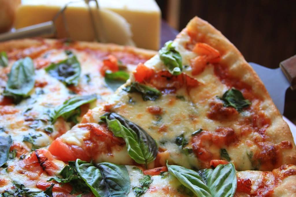 Papa Rays Pizza and Wings | restaurant | 3208 N Pulaski Rd, Chicago, IL 60641, USA | 7735453505 OR +1 773-545-3505