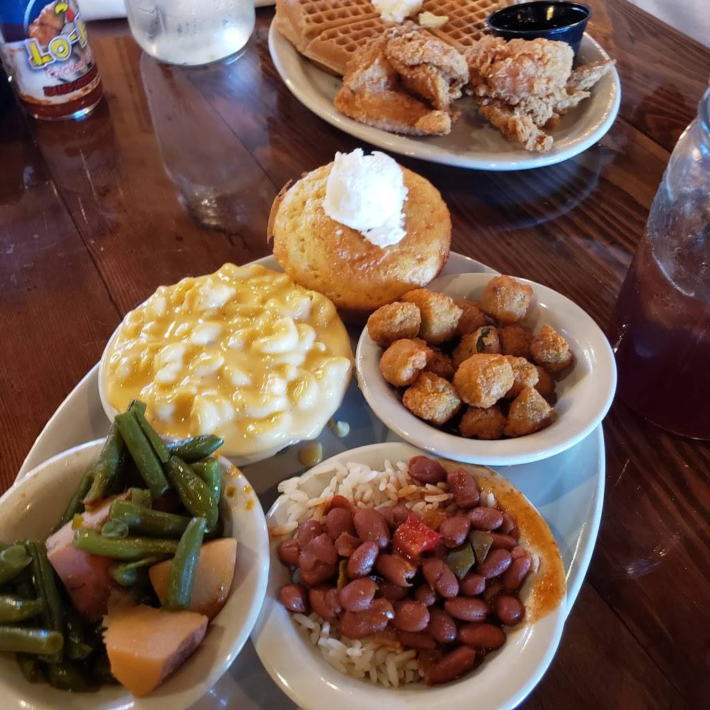 Lo-Los Chicken & Waffles | restaurant | 2040 N Rainbow Blvd, Las Vegas, NV 89108, USA | 7024834311 OR +1 702-483-4311