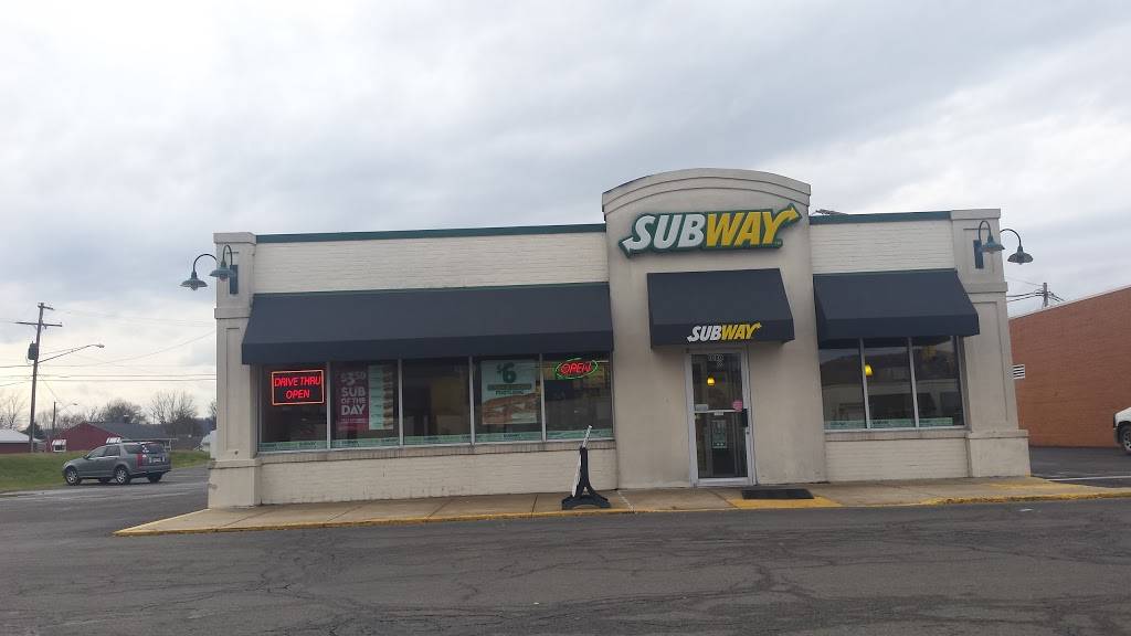 Subway | restaurant | 1080 N Bridge St, Chillicothe, OH 45601, USA | 7407737827 OR +1 740-773-7827