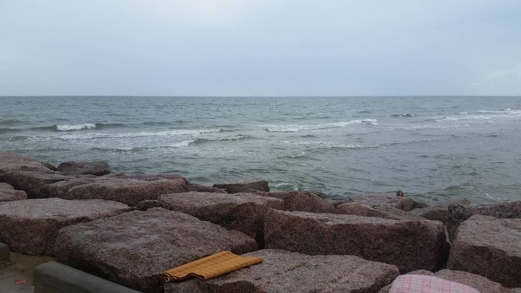 Godfathers Pizza | restaurant | 2902 Seawall Blvd, Galveston, TX 77550, USA | 4097700049 OR +1 409-770-0049