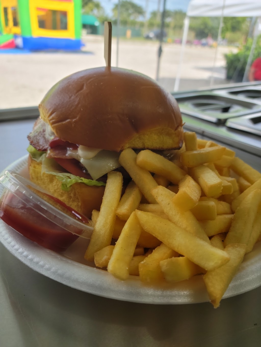 Frankys Place | restaurant | 23601 SW 177th Ave, Homestead, FL 33031, USA | 7862947718 OR +1 786-294-7718