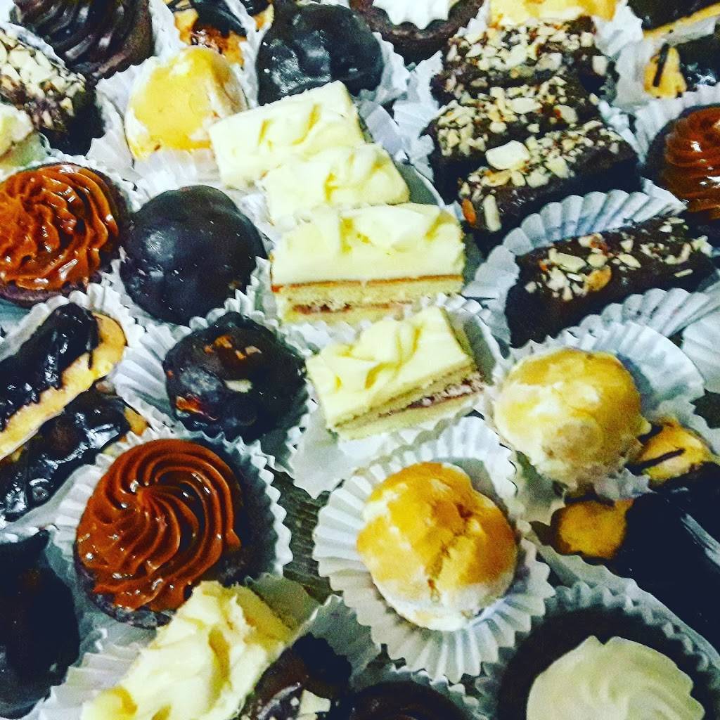 The Shore Club At Tega Cay | restaurant | 8605 15083, 8605, Molokai Dr, Tega Cay, SC 29708, USA | 80354835002 OR +1 803-548-3500 ext. 2