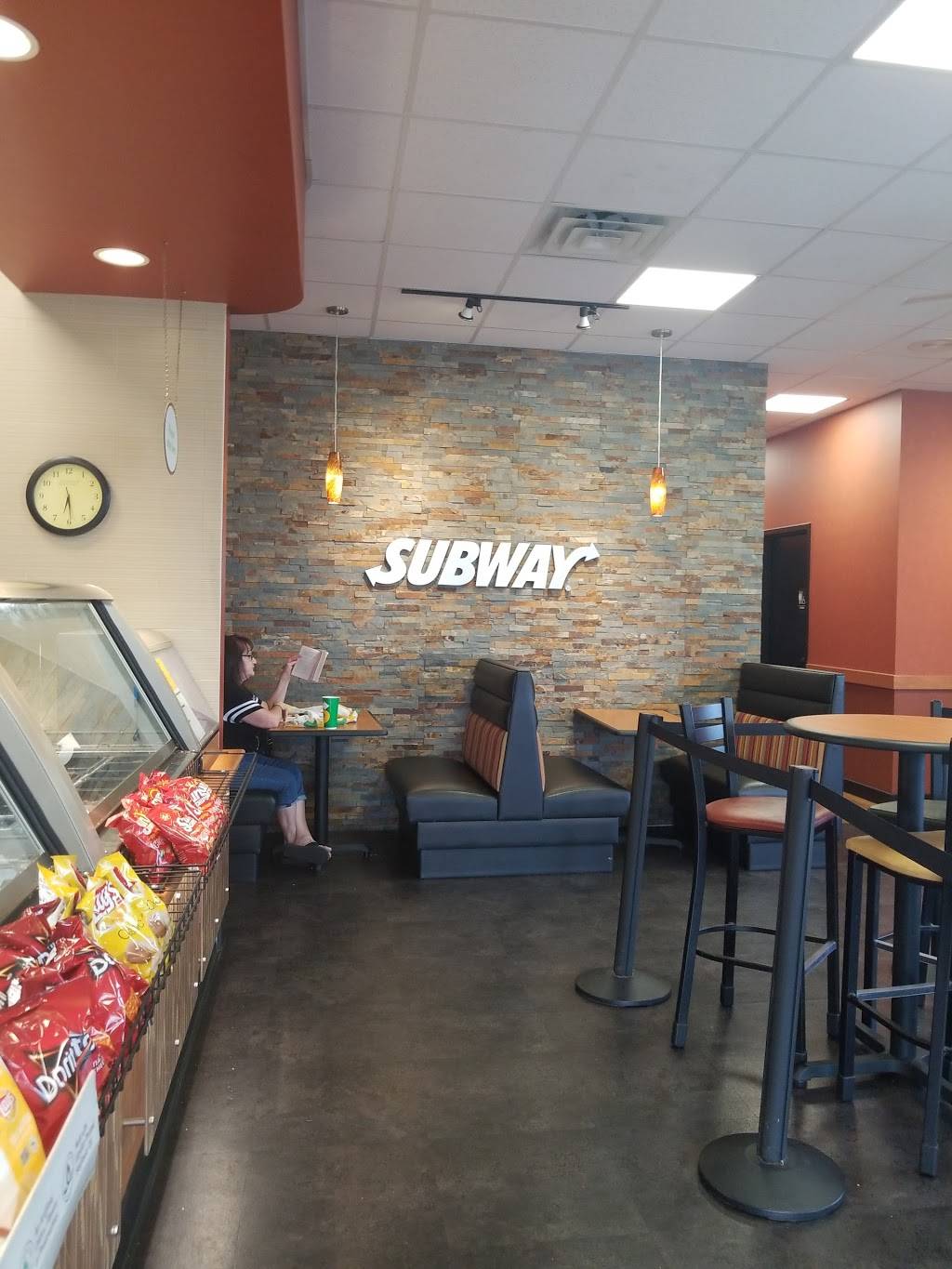 Subway | meal takeaway | 5600 South 3518 West, Suite A, Roy, UT 84067, USA | 8017847515 OR +1 801-784-7515