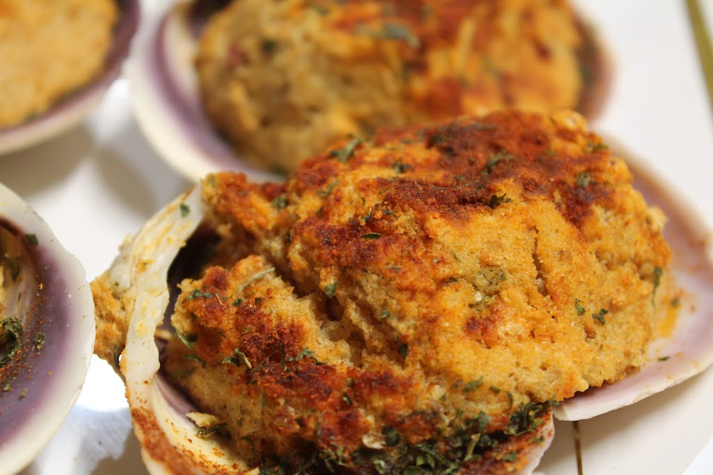 Tastees Chicken and Seafood | restaurant | 147 S New St, Dover, DE 19901, USA | 3026720599 OR +1 302-672-0599