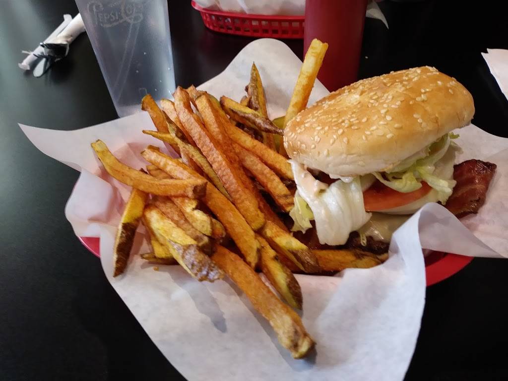 Breakfast and Burgers | restaurant | 2575 Silverton Rd NE, Salem, OR 97301, USA | 5033634864 OR +1 503-363-4864