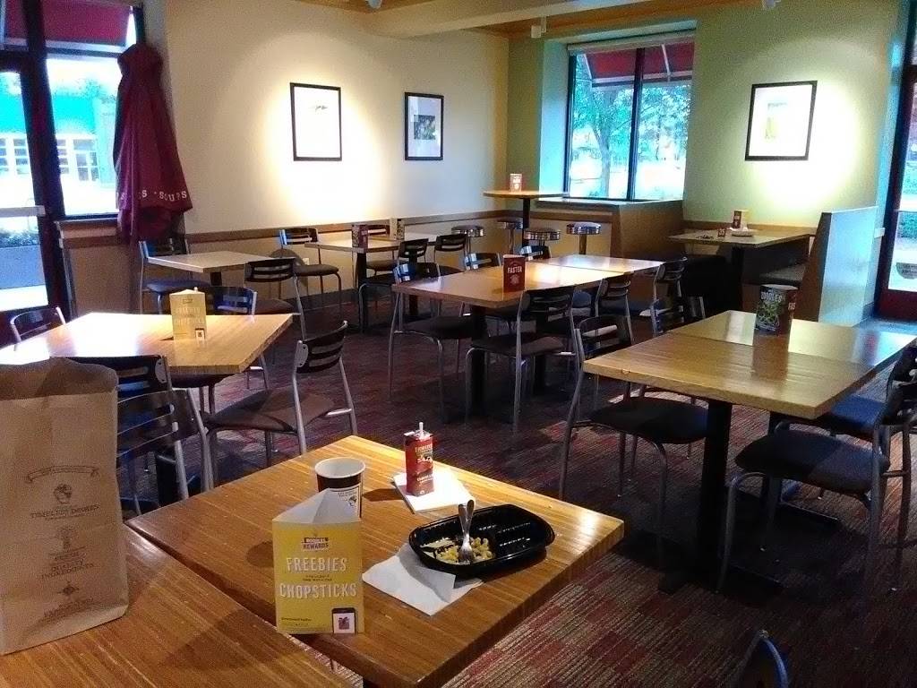 Noodles and Company | restaurant | 2245 W Stadium Blvd, Ann Arbor, MI 48103, USA | 7344187930 OR +1 734-418-7930