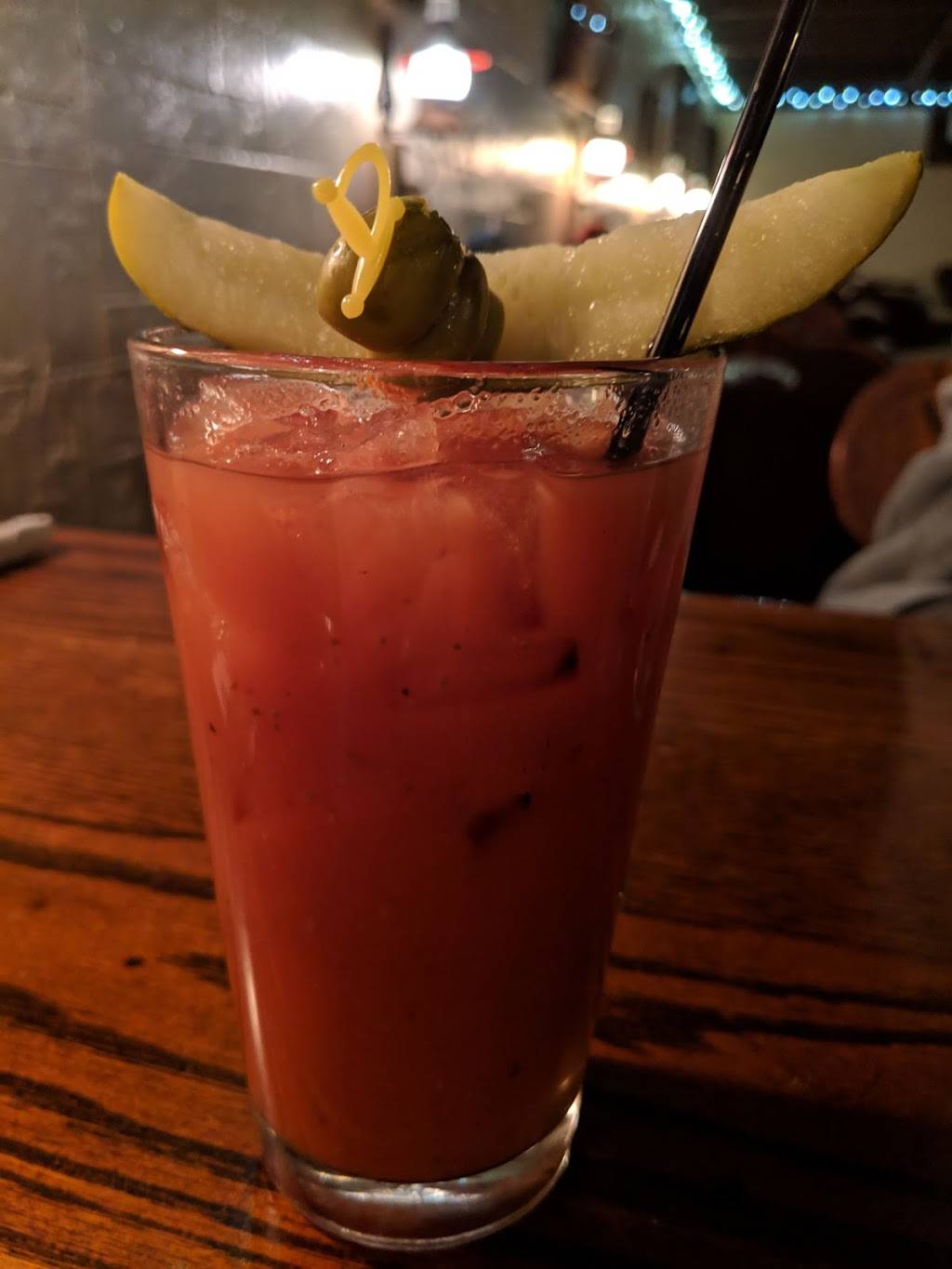 Der Rathskeller Restaurant & Bar | restaurant | 1132 Auburn St, Rockford, IL 61103, USA | 8159632922 OR +1 815-963-2922