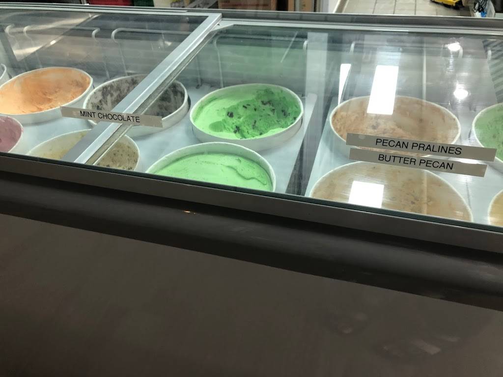 LA Burgers & Daiquiris | restaurant | 3755 N MacGregor Way, Houston, TX 77004, USA | 3465718401 OR +1 346-571-8401