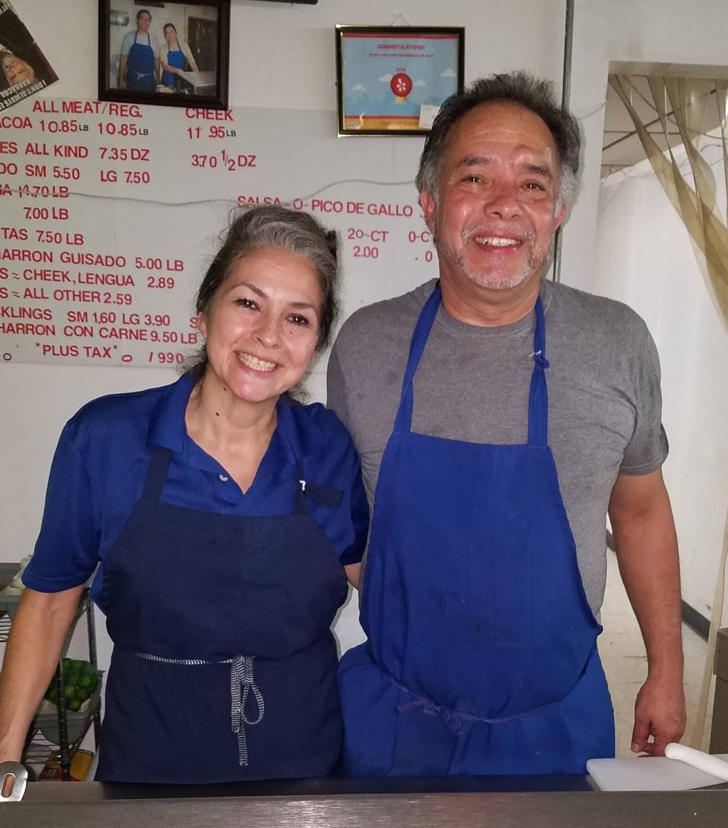 Fuentes Barbacoa | restaurant | 2703 W Southcross Blvd, San Antonio, TX 78211, USA | 2109277220 OR +1 210-927-7220