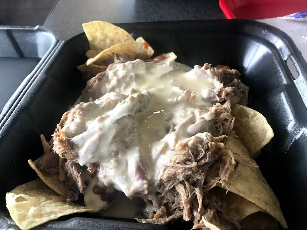 Barbeque Pit | restaurant | 608 N Broadway, Portland, TN 37148, USA | 6153237878 OR +1 615-323-7878