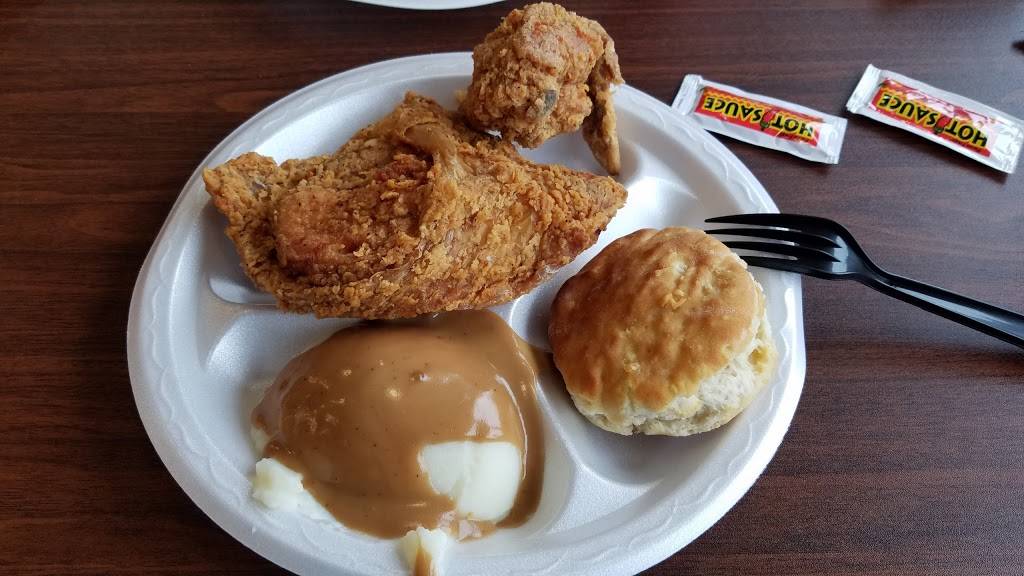 Mrs. Winners Chicken & Biscuits-McDonough | restaurant | 579 Highway 42 South, McDonough, GA 30253, USA | 6788345226 OR +1 678-834-5226