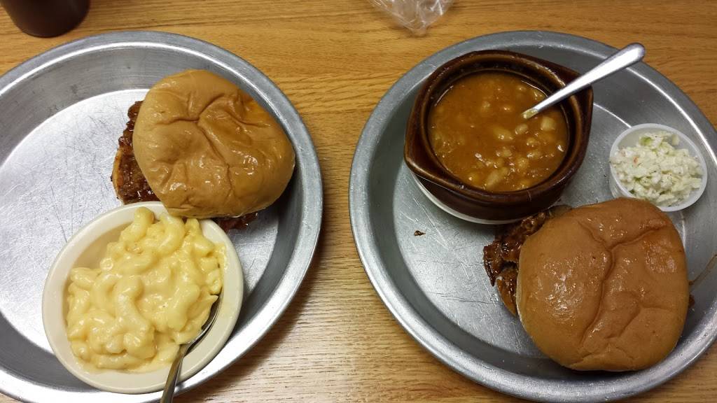 Big Dans BBQ | restaurant | 635 E Elk Ave, Elizabethton, TN 37643, USA | 4235422272 OR +1 423-542-2272