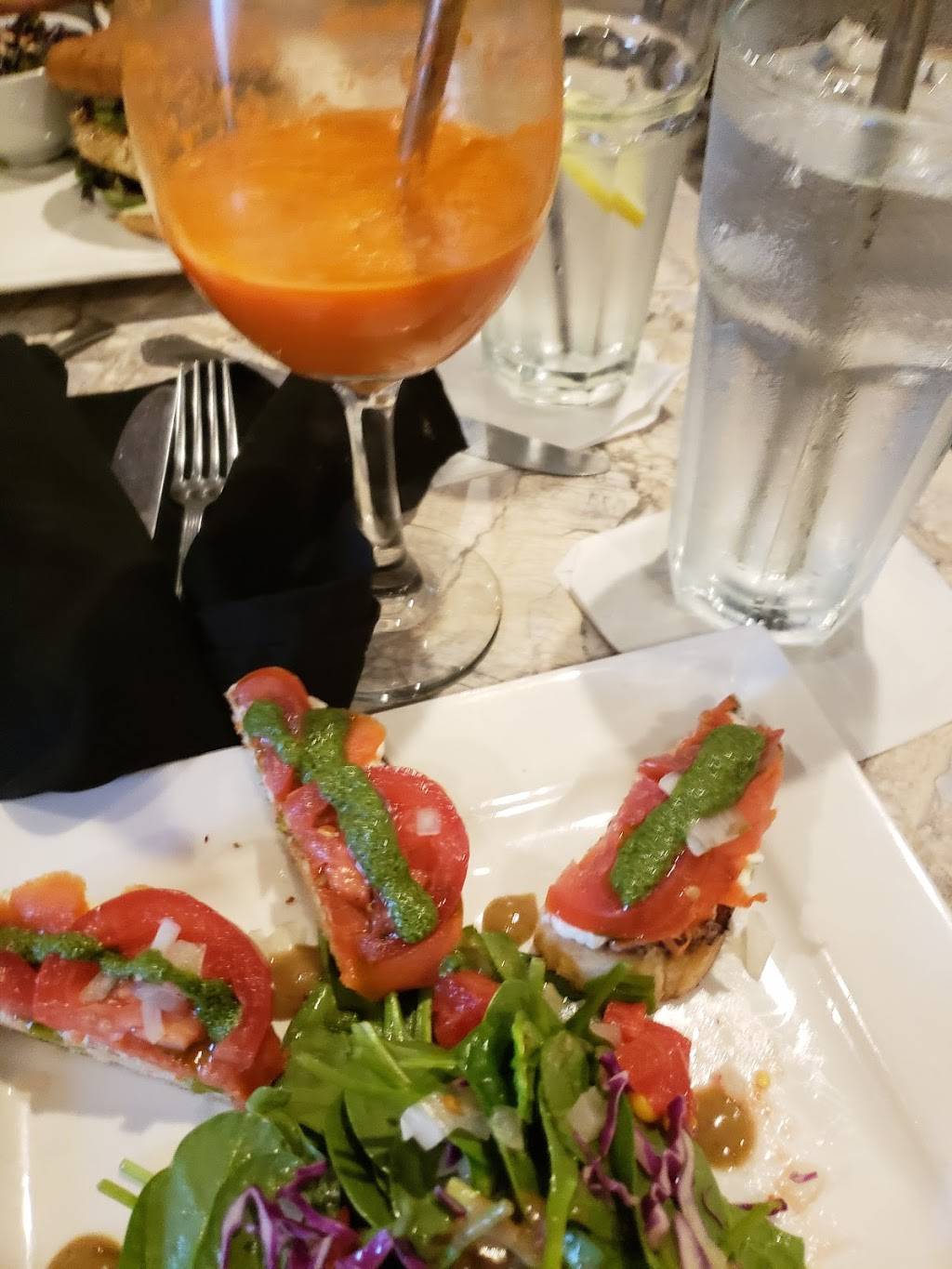 The Jungle Organic Restaurant & Market | restaurant | 2500 Florida A1A, Indialantic, FL 32903, USA | 3217735678 OR +1 321-773-5678