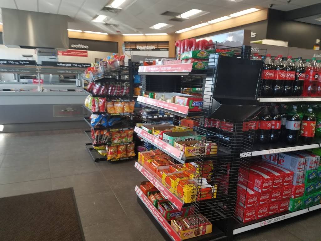 Thorntons | bakery | 100 Dundee Ave, East Dundee, IL 60118, USA | 8474283217 OR +1 847-428-3217