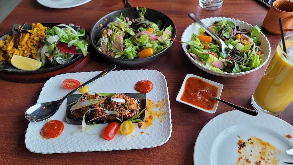 Royal Nepal Bistro | restaurant | 131 Maple Ave W, Vienna, VA 22180, USA | 5714077252 OR +1 571-407-7252