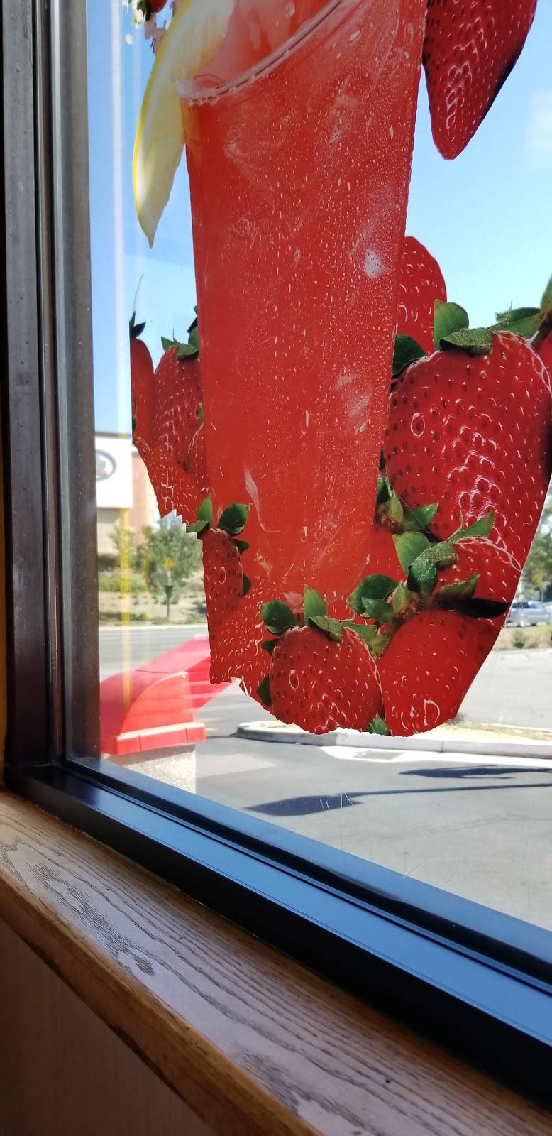 Wienerschnitzel | restaurant | 6247 Day St, Riverside, CA 92507, USA | 9516565143 OR +1 951-656-5143