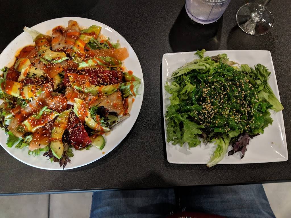 Rock N Roll Sushi | restaurant | 3002 Hardy St #110, Hattiesburg, MS 39401, USA | 7693907957 OR +1 769-390-7957